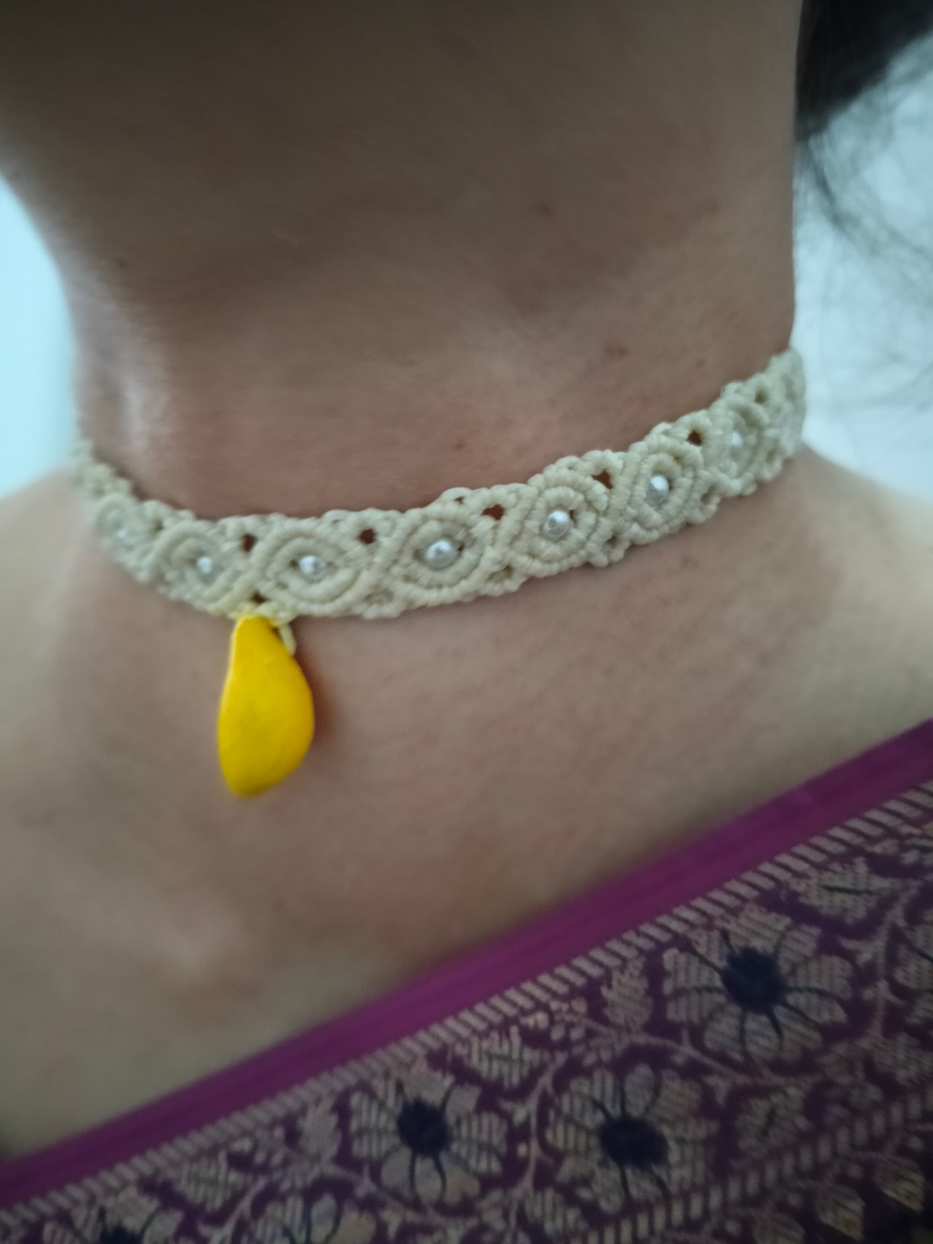 Sea shell and pearls choker photo 3